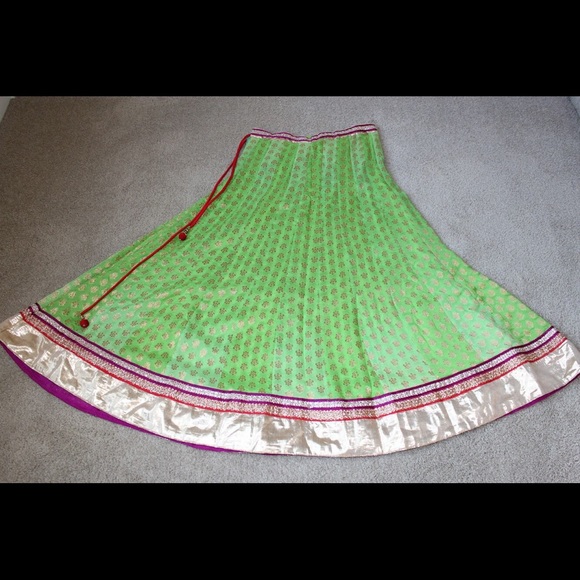 Chaniya choli - Picture 6 of 8